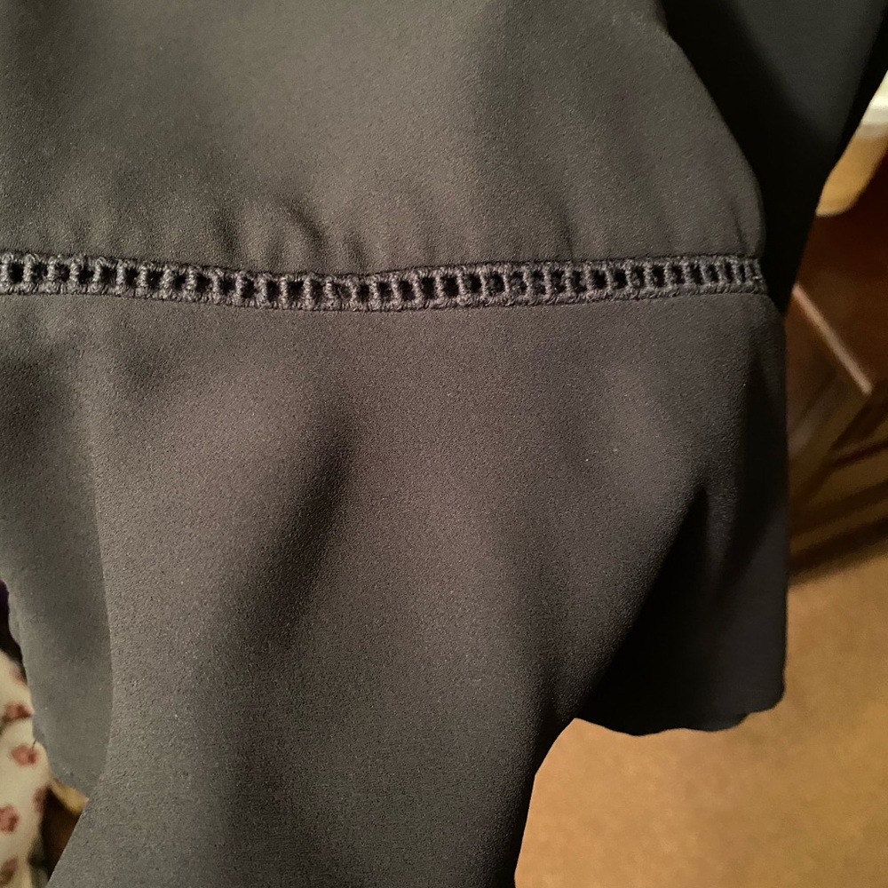Mossimo blouse - Picture 2 of 4